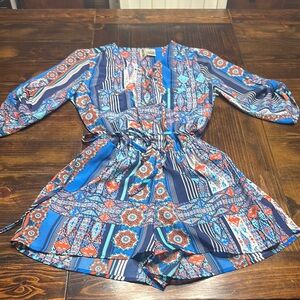 Mimi Chica Blue and Orange Romper with V-Neck and Elastic Waist
